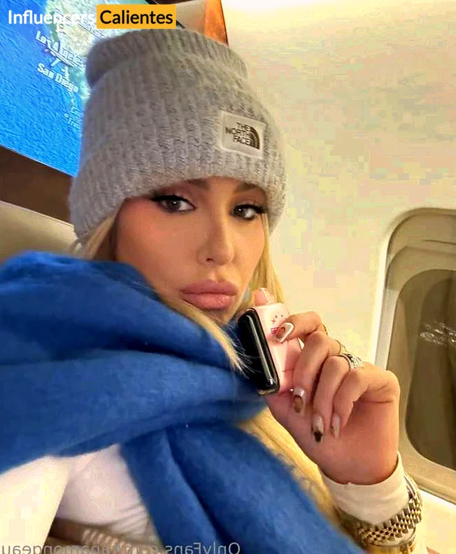 Imagen de Tanamongeau